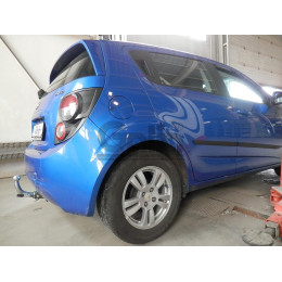 C070A GALIA Полностью оцинкованный фаркоп на Chevrolet Aveo хетчбек 2011-2015. Подрозетник убирается за бампер. Тип шара: A. Невидимый вырез бампера. Нагруз