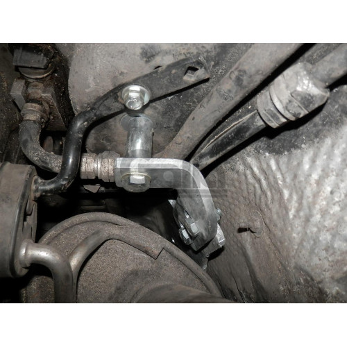 C071C GALIA Полностью оцинкованный фаркоп на Chrysler Grand Voyager 2008-2016, в т.ч. STOWn GO, Dodge Caravan 2008-2016, Lancia Voyager 2011-2016. Подрозетник убирается за бампер. Тип шара: C (горизонтальный съемный). Установка без снятия и выреза бампера