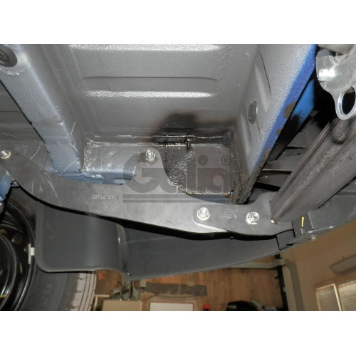 D046C GALIA Полностью оцинкованный фаркоп на Dacia Lodgy 2012-2022. Подрозетник убирается за бампер. Тип шара: C (горизонтальный съемный). Установка без снятия и выреза бампера. Нагрузки: 1500/75 кг, масса фаркопа 18,77 кг