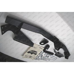 F.5711.001 BERG Фаркоп на Toyota RAV4 2013-2019. Требуется подрезка бампера. Тип шара: A. Нагрузки: 1200/75 кг, масса фаркопа 22 кг (без электрики в комплекте)