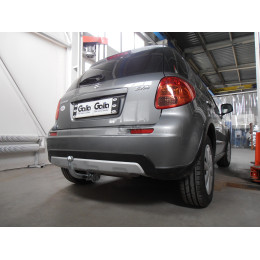 F109C GALIA Полностью оцинкованный фаркоп на Suzuki SX4 хетчбек 5 дверей 2006-2013 2WD/4WD, FIAT Sedici 2006-2014. Тип шара: C (горизонтальный съемный). Невидимый вырез б
