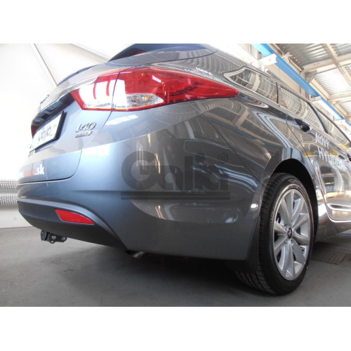 H085A GALIA Полностью оцинкованный фаркоп на Hyundai i40 седан/универсал 2012-2019. Тип шара: A. Без выреза бампера. Нагрузки: 1800/85 кг, масса фаркопа 15,22 кг
