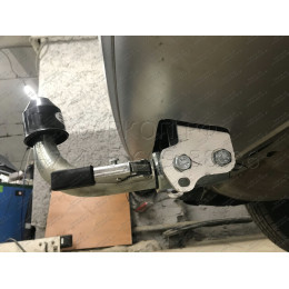 A050C GALIA Полностью оцинкованный фаркоп на Audi Q5 2017-2024, Audi Q5 Sportback 2021-2024. Подрозетник убирается за бампер. Тип шара: C (горизонтальный съемный). Нев