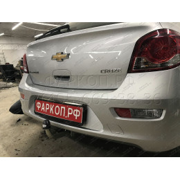 C066A GALIA Полностью оцинкованный фаркоп на Chevrolet Cruze седан/хетчбек 2009-2016. Подрозетник убирается за бампер. Тип шара: A. Невидимый вырез бампера. 