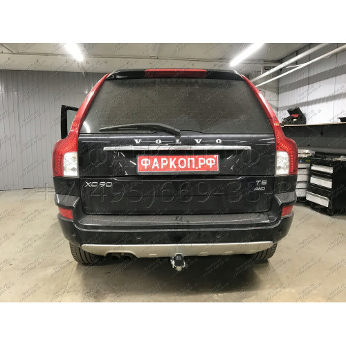 V057C GALIA Полностью оцинкованный фаркоп на Volvo XC90 2003-2015. Подрозетник убирается за бампер. Тип шара: C (горизонтальный съемный). Невидимый вырез бампера. Нагрузки: 2250/90 кг, масса фаркопа 17,27 кг