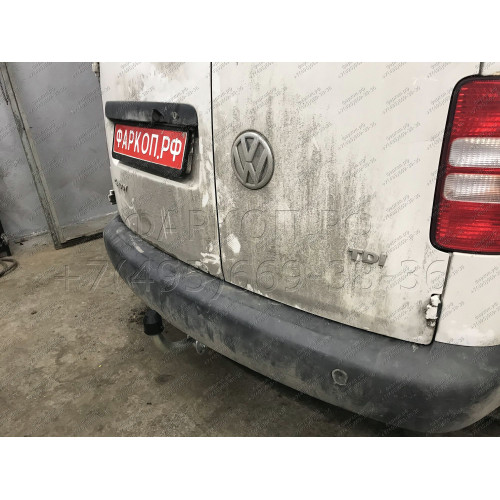 V067A GALIA Полностью оцинкованный фаркоп на Volkswagen Caddy 2004-2020, включая Maxi, включая 4WD. Подрозетник убирается за бампер. Тип шара: A. Установка без выреза бампера. Нагрузки: 1650/80 кг, масса фаркопа 15,02 кг