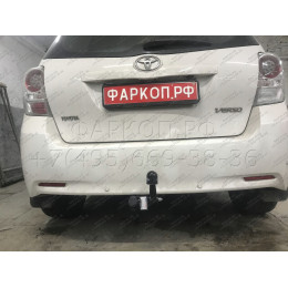 3069-A ORIS Фаркоп на Toyota Verso универсал 2009-2018 без выреза в бампере. Тип шара: A. Нагрузки: 1200/50 кг, масса фаркопа 17,1 кг (без электрики в комплекте)