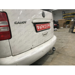 V067A GALIA Полностью оцинкованный фаркоп на Volkswagen Caddy 2004-2020, включая Maxi, включая 4WD. Подрозетник убирается за бампер. Тип шара: A. Установка без вы