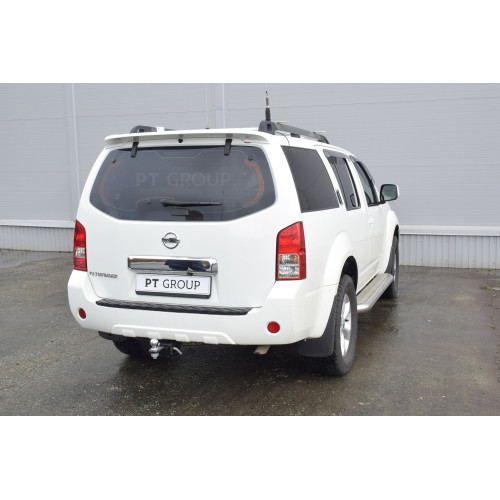 NPA-04-991122.00 PT GROUP Фаркоп на Nissan Pathfinder 2004-2014 без подрезки бампера. Тип шара: E (легкосъемный шар под квадрат). Нагрузки: 3500/120 кг, масса фаркопа 10,4 кг (без электрики в комплекте)