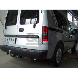 O037C GALIA Полностью оцинкованный фаркоп на Opel Combo 2004-2012. Подрозетник убирается за бампер. Тип шара: C (горизонтальный съемный). Невидимый вырез б