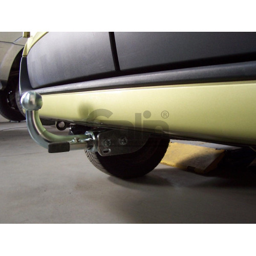 R081A GALIA Полностью оцинкованный фаркоп на Renault Kangoo 1998-2010, кроме 4x4, кроме Long. Тип шара: A. Установка без снятия и выреза бампера. Нагрузки: 1350/75 кг, масса фаркопа 12,42 кг