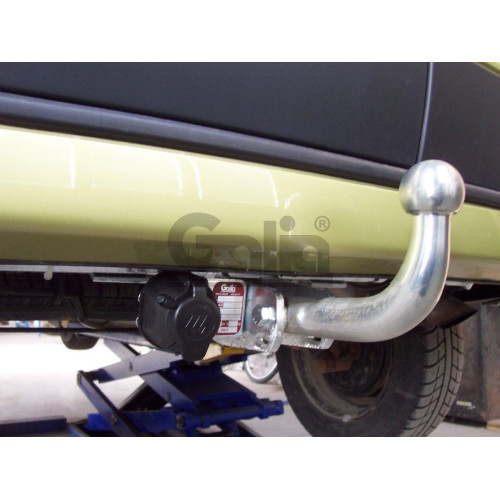 R081A GALIA Полностью оцинкованный фаркоп на Renault Kangoo 1998-2010, кроме 4x4, кроме Long. Тип шара: A. Установка без снятия и выреза бампера. Нагрузки: 1350/75 кг, масса фаркопа 12,42 кг