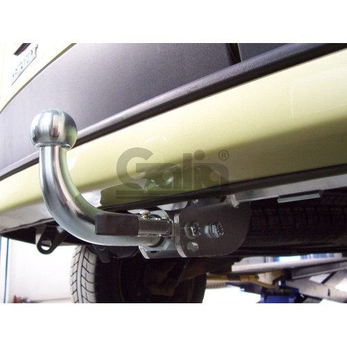 R081A GALIA Полностью оцинкованный фаркоп на Renault Kangoo 1998-2010, кроме 4x4, кроме Long. Тип шара: A. Установка без снятия и выреза бампера. Нагрузки: 1350/75 кг, масса фаркопа 12,42 кг