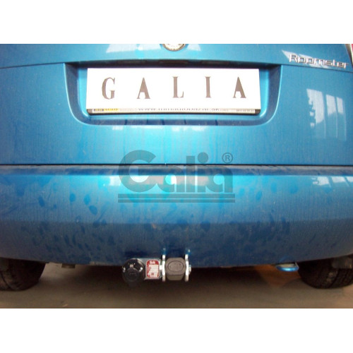 S090A GALIA Полностью оцинкованный фаркоп на Skoda Praktik 2006-2015, Roomster 2006-2015, включая Scout, с 06/2010-2015 требуется электрика с блоком согласования. Тип шара: A. Требуется вырез в бампере. Нагрузки: 1200/50 кг, масса фаркопа 13,62 кг