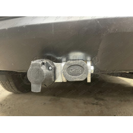S106C GALIA Полностью оцинкованный фаркоп на Subaru Forester 2013-2018. Тип шара: C (горизонтальный съемный). Невидимый вырез бампера. Нагрузки: 2200/90 кг, масса