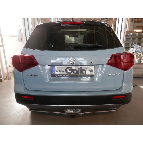 S112A GALIA Полностью оцинкованный фаркоп на Suzuki Vitara 2015-2018, 2018-, Suzuki SX4 S-Cross 2013-2021, 2021- 2WD/4WD. Тип шара: A, установленный крюк закрывает противотуманный фонарь. Невидимый вырез бампера. Нагрузки: 1600/75 кг, масса фаркопа 14,82 