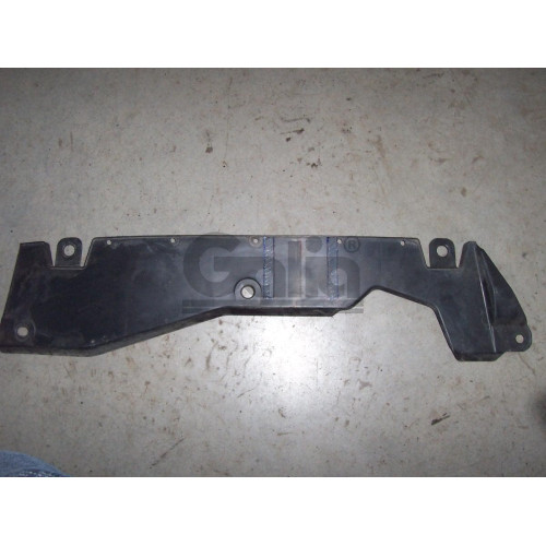 T057C GALIA Полностью оцинкованный фаркоп на Toyota Yaris 2005-2014. Особенности: с 2012 по 2014 необходимо отрегулировать положение глушителя. Тип шара: C (горизонтальный съемный). Без выреза бампера. Нагрузки: 1050/50 кг, масса фаркопа 14,6 кг