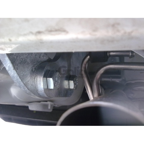T057C GALIA Полностью оцинкованный фаркоп на Toyota Yaris 2005-2014. Особенности: с 2012 по 2014 необходимо отрегулировать положение глушителя. Тип шара: C (горизонтальный съемный). Без выреза бампера. Нагрузки: 1050/50 кг, масса фаркопа 14,6 кг
