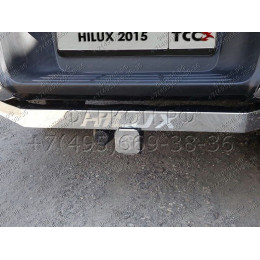 TCU00023N ТСС Фаркоп на Toyota Hilux 2015-, в т.ч. Exclusive 2018-, в т.ч. Black Onyx 2020- без подрезки бампера. Тип шара: E (шаровый узел под американский квадрат с нержав