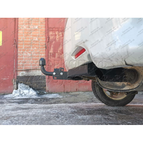 H.T64.A HALTY Фаркоп на Toyota Nadia, в т.ч. type Su 2WD/4WD 1998-2003 без подрезки бампера. Тип шара: A. Нагрузки: 750/75 кг, масса фаркопа 12,5 кг