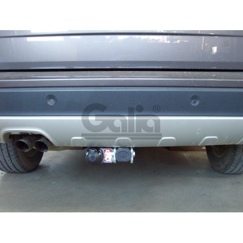 V057C GALIA Полностью оцинкованный фаркоп на Volvo XC90 2003-2015. Подрозетник убирается за бампер. Тип шара: C (горизонтальный съемный). Невидимый вырез бампера. Нагрузки: 2250/90 кг, масса фаркопа 17,27 кг