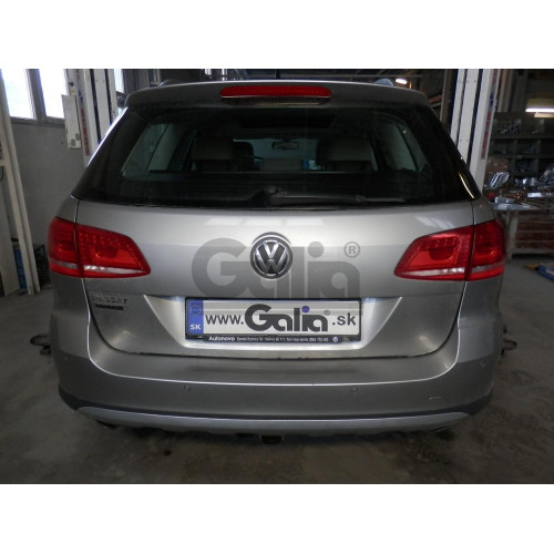 V071A GALIA Полностью оцинкованный фаркоп на Volkswagen Passat B6 седан/универсал 2005-2010, Volkswagen Passat B7 седан/универсал 2010-2015, Volkswagen Passat CC 2012-2017, Volkswagen Passat Alltrack B7 2012-2015. Подрозетник убирается за бампер. Тип шара