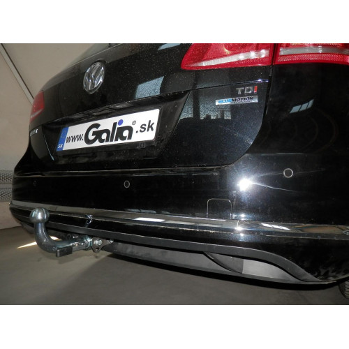 V071A GALIA Полностью оцинкованный фаркоп на Volkswagen Passat B6 седан/универсал 2005-2010, Volkswagen Passat B7 седан/универсал 2010-2015, Volkswagen Passat CC 2012-2017, Volkswagen Passat Alltrack B7 2012-2015. Подрозетник убирается за бампер. Тип шара