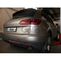 V092C GALIA Полностью оцинкованный фаркоп на Volkswagen Touareg 2018-. Подрозетник убирается за бампер. Тип шара: C (горизонтальный съемный). Невидимый выре