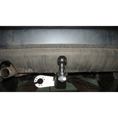 9042 Трейлер Фаркоп для Renault Duster 2011-2015, 2015-2021, 2021-2022, Nissan Terrano 2014-2022 без снятия и подрезки бампера. Тип шара: E (легкосъемный шар под квадрат). Нагрузки: 1200/60 кг (без электрики в комплекте)
