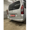 9510 Трейлер Фаркоп для Peugeot Partner L1 2008-2018, 2018-, Citroen Berlingo L1 2008-2018, 2018-, Toyota Proace City L1 2019-, Opel Combo L1 2018-, Peugeot Rifter L1 2019-, FIAT Doblo L1 2022-. Требуется подрезка бампера. Тип шара: A. Нагрузки: 1200/60 к