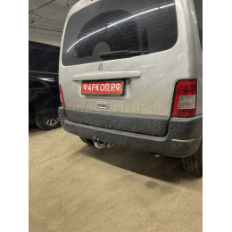 C043A GALIA Полностью оцинкованный фаркоп на Citroen Berlingo I 1996-2008, Berlingo First 2008-2012, Peugeot Partner I 1996-2008, Partner Origin 2008-2012. Особенности: для колесных баз 2690 мм и 26