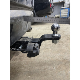 F.4012.001 BERG Фаркоп на Mitsubishi Outlander XL 2007-2012, Peugeot 4007 2008-2012, Citroen C-Crosser 2007-2012. Требуется подрезка бампера. Тип шара: E. Нагрузки: 1500/75 кг, масса фаркопа 24 