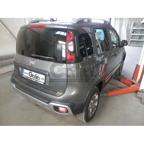 F141C GALIA Полностью оцинкованный фаркоп на FIAT Panda 2012-2022 (4WD), FIAT Panda Cross 2012-2022 (4WD). Подрозетник убирается за бампер. Тип шара: C (горизонтальный съемный). Невидимый вырез бампера. Нагрузки: 1200/70 кг, масса фаркопа 15,87 кг