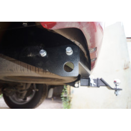 FA 0110-E Бизон Фаркоп на Jeep Cherokee KK 2008-2013, Dodge Nitro 2007-2011 без подрезки бампера. Тип шара: E (легкосъемный шар под квадрат). Нагрузки: 3200/120 кг. Не компле