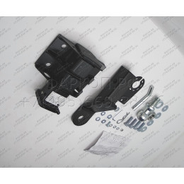 FA 0570-E Бизон Фаркоп на Volkswagen Amarok 2010-2022 без подрезки бампера. Тип шара: E (легкосъемный шар под квадрат). Нагрузки: 3200/120 кг. Не комплектуется эле