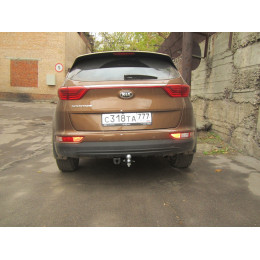 FA 0994-E Бизон Фаркоп на Kia Sportage дорестайл 2016-2018 без подрезки бампера. Тип шара: E (легкосъемный шар под квадрат). Нагрузки: 2800/120 кг. Не комплектуе