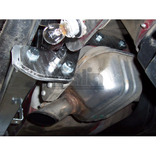 H043A GALIA Полностью оцинкованный фаркоп на Hyundai Matrix 2001-2008. Тип шара: A. Без выреза бампера. Нагрузки: 1400/52 кг, масса фаркопа 15,22 кг