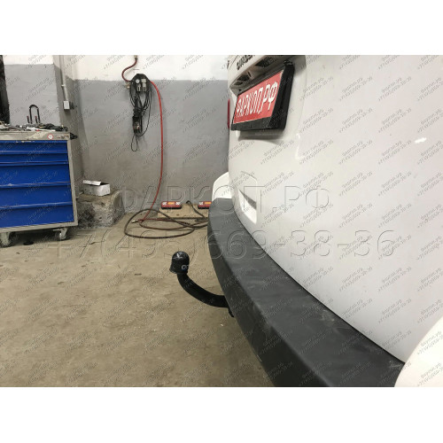 2558-A ORIS Фаркоп на Citroen Spacetourer 2016-, Peugeot Traveller 2016-, Citroen Jumpy 2016-, Peugeot Expert 2016-, Toyota Proace 2016-, Opel Zafira Life 2019-, Opel Vivaro 2019- без выреза в бампере. Тип шара: A. Нагрузки: 2500/100 кг, масса фаркопа 22,