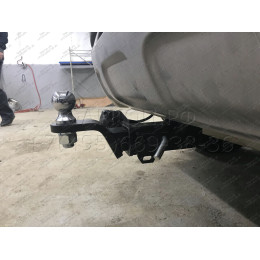 GEA-18-991122.00 PT GROUP Фаркоп на Geely Atlas 2018-2021 без подрезки бампера. Тип шара: E (легкосъемный шар под квадрат). Нагрузки: 1500/75 кг, масса фаркопа 18,7 кг (бе