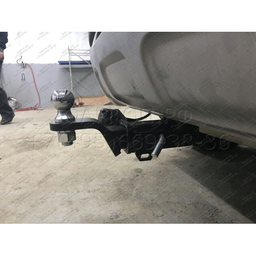 GEA-18-991122.00 PT GROUP Фаркоп на Geely Atlas 2018-2021 без подрезки бампера. Тип шара: E (легкосъемный шар под квадрат). Нагрузки: 1500/75 кг, масса фаркопа 18,7 кг (без электрики в комплекте)