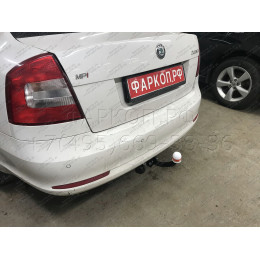 9710 Трейлер Фаркоп для Skoda Octavia II A5 лифтбек 2009-2012 без подрезки бампера. Тип шара: A. Нагрузки: 1000/50 кг, масса фаркопа 16,3 кг (без электрики в компле