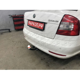 9710 Трейлер Фаркоп для Skoda Octavia II A5 лифтбек 2009-2012 без подрезки бампера. Тип шара: A. Нагрузки: 1000/50 кг, масса фаркопа 16,3 кг (без электрики в компле
