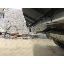 R050C GALIA Полностью оцинкованный фаркоп на Land Rover Range Rover III 2002-2013. Тип шара: C (горизонтальный съемный). Без выреза бампера. Нагрузки: 3500/150 кг, масс