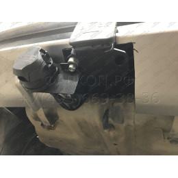 FA 0511-E Бизон Фаркоп на Honda CR-V 2006-2013. Требуется подрезка бампера. Тип шара: E (легкосъемный шар под квадрат). Нагрузки: 2500/120 кг. Не комплектуется 