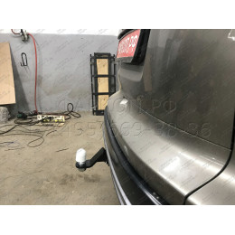 FA 0511-E Бизон Фаркоп на Honda CR-V 2006-2013. Требуется подрезка бампера. Тип шара: E (легкосъемный шар под квадрат). Нагрузки: 2500/120 кг. Не комплектуется 