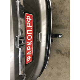 FA 0511-E Бизон Фаркоп на Honda CR-V 2006-2013. Требуется подрезка бампера. Тип шара: E (легкосъемный шар под квадрат). Нагрузки: 2500/120 кг. Не комплектуется 