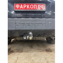 J012A GALIA Полностью оцинкованный фаркоп на Jeep Compass MK 2006-2011, Jeep Liberty 2006-2011. Тип шара: A. Требуется вырез в бампере. Нагрузки: 2000/100 кг, масса фаркопа 12