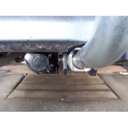 M106A GALIA Полностью оцинкованный фаркоп на Mazda 3 седан/хетчбек 2003-2009, Mazda 3 седан/хетчбек 2009-2013, Ford Focus III хетчбек 2011-2019. Тип шара: A. Невидимый вырез 