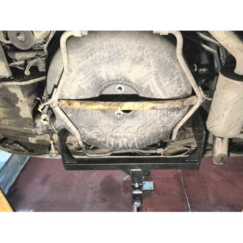H.N24.E HALTY Фаркоп на Nissan Elgrand E51 2WD/4WD 2002-2010 без подрезки бампера. Тип шара: E. Нагрузки: 750/75 кг, масса фаркопа 18,5 кг