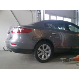 R089A GALIA Полностью оцинкованный фаркоп на Renault Fluence седан 2010-2015. Подрозетник убирается за бампер. Тип шара: A. Невидимый вырез бампера. Нагрузки
